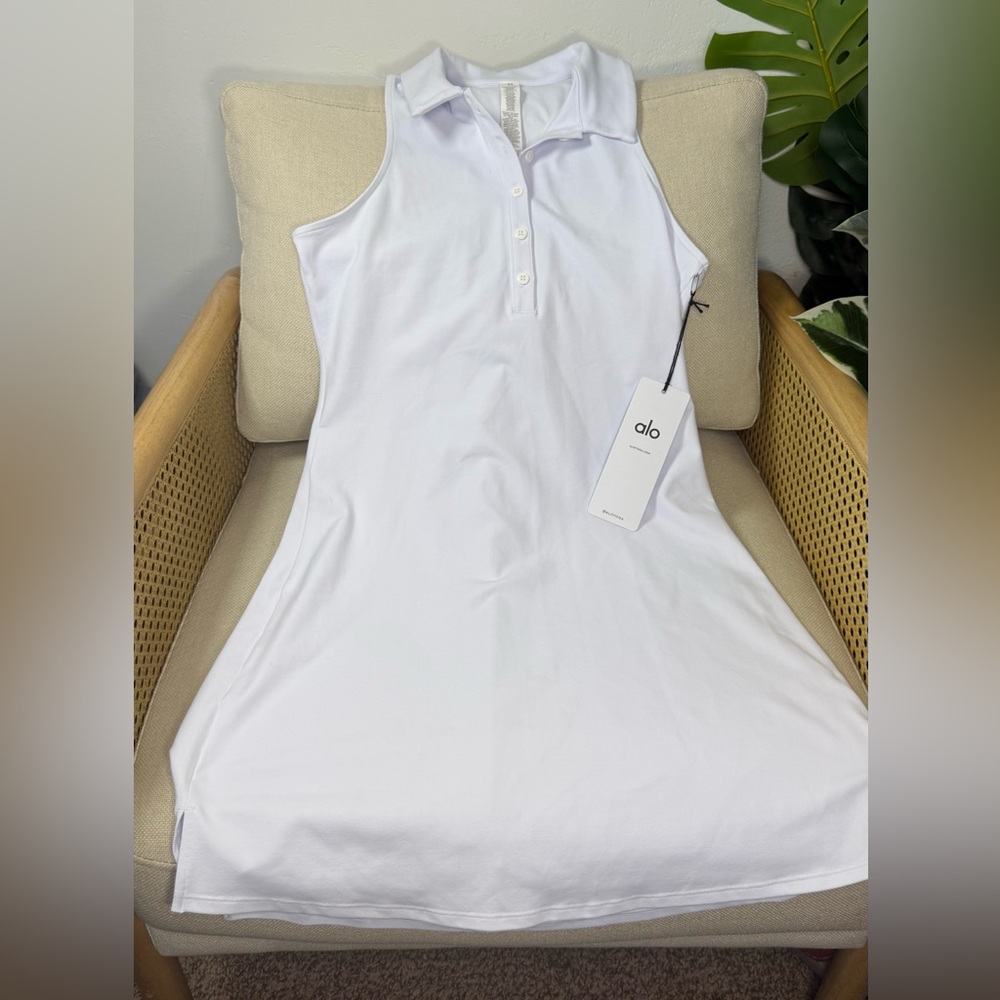 NWT Alo Yoga Charmed Tennis Dress Size medium - Picture 4 of 10